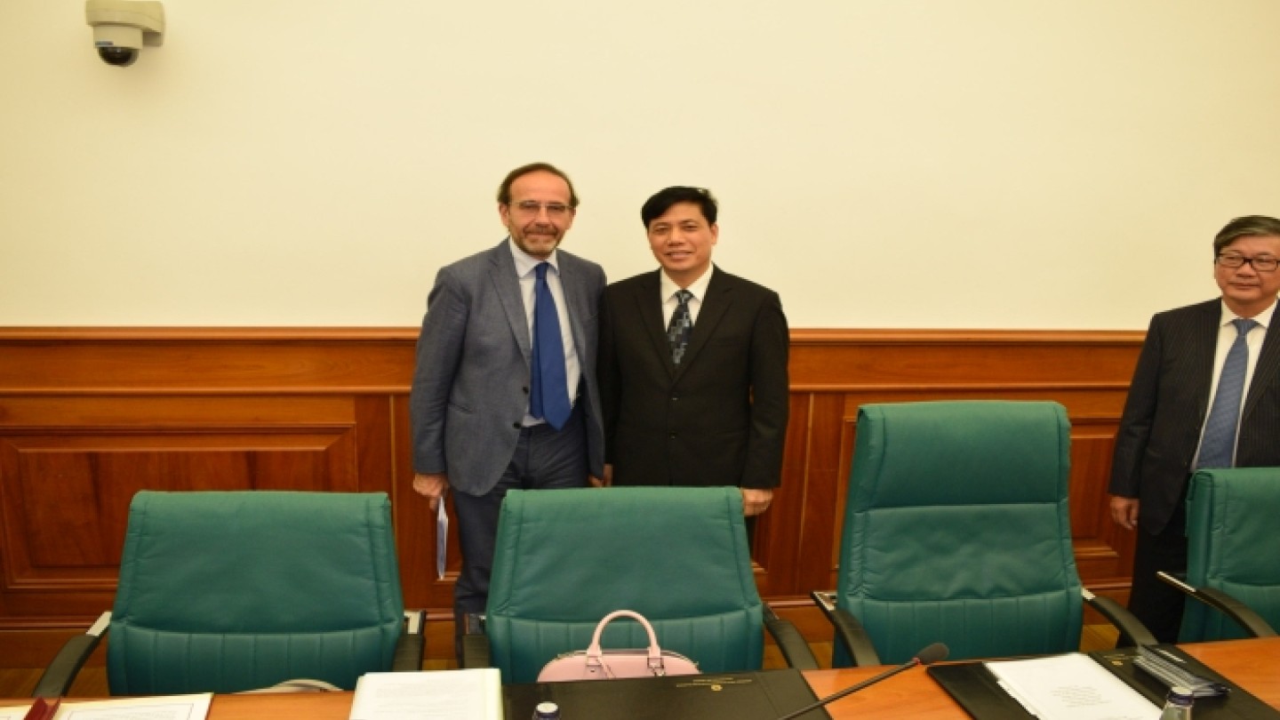 Nencini e Dong 22nov16