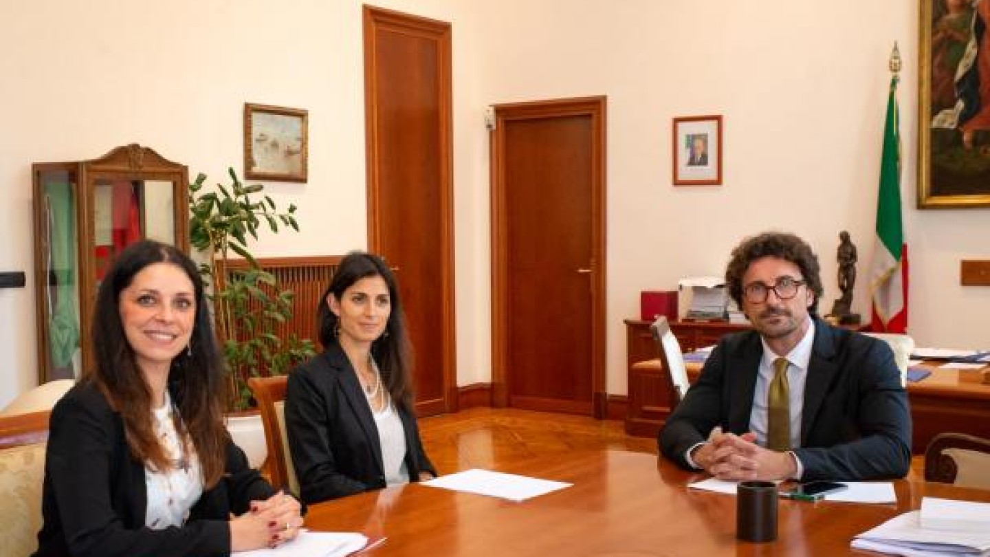 toninelli e raggi 4lug18