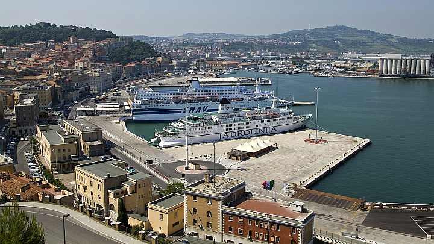 Porto di ancona