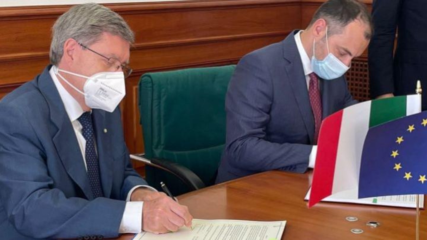 Ministro Ucrania - Giovannini