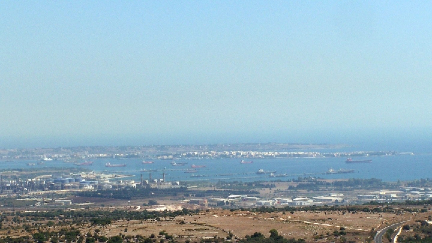 Porto e baia di Augusta