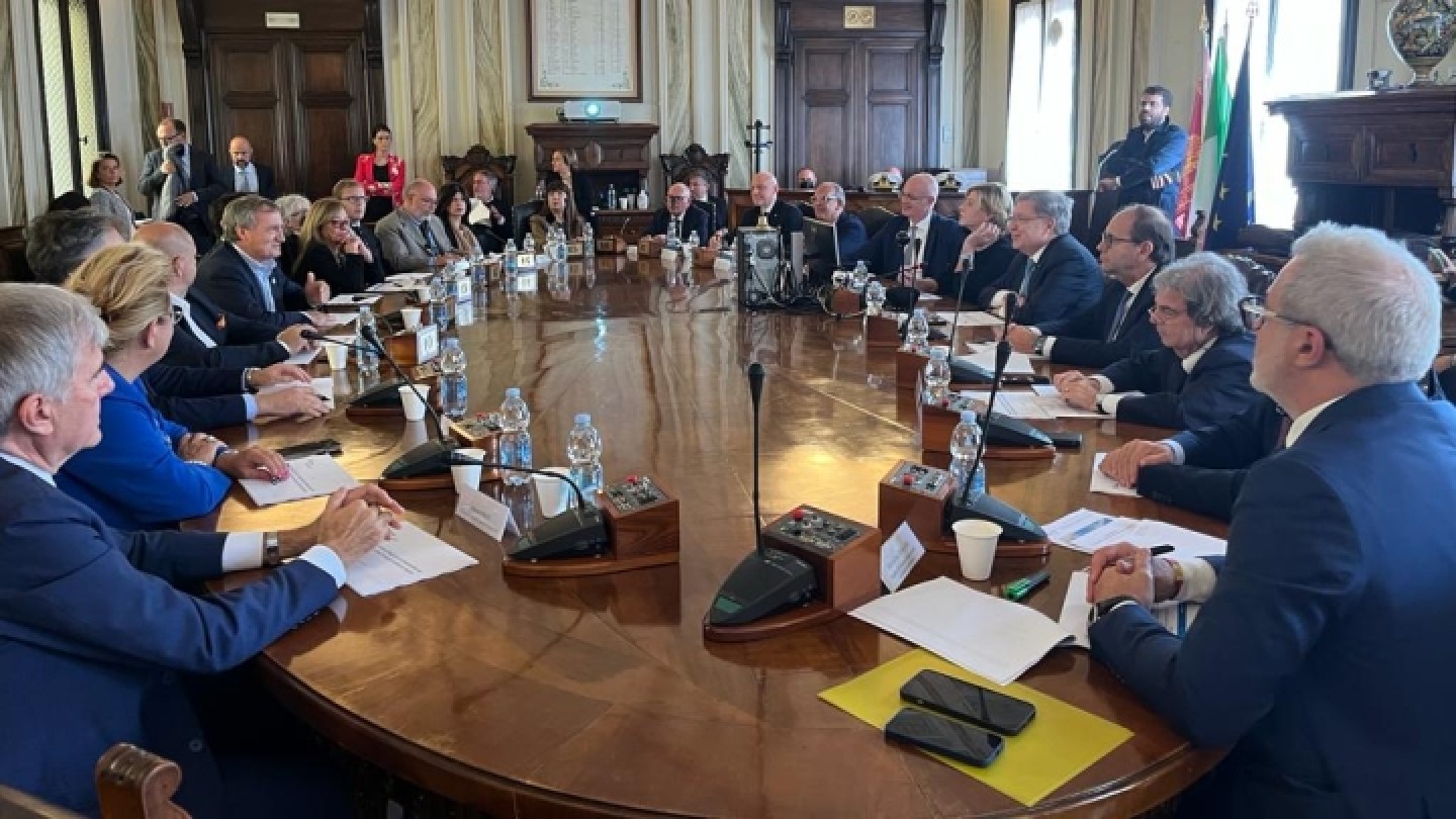 tavolo istituzionale venezia