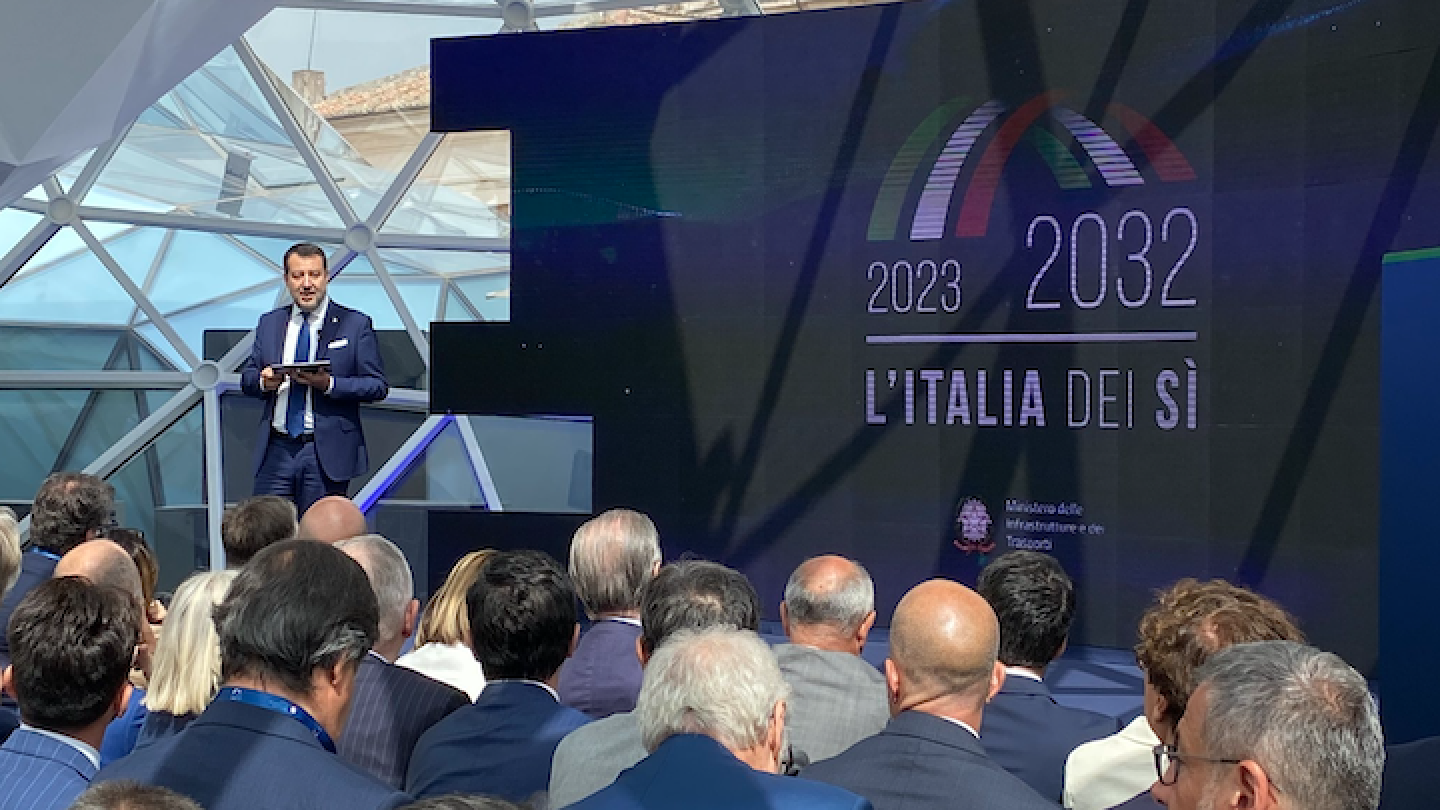Il ministro Salvini a “L’ITALIA DEI SÌ” Progetti e grandi opere per il Paese