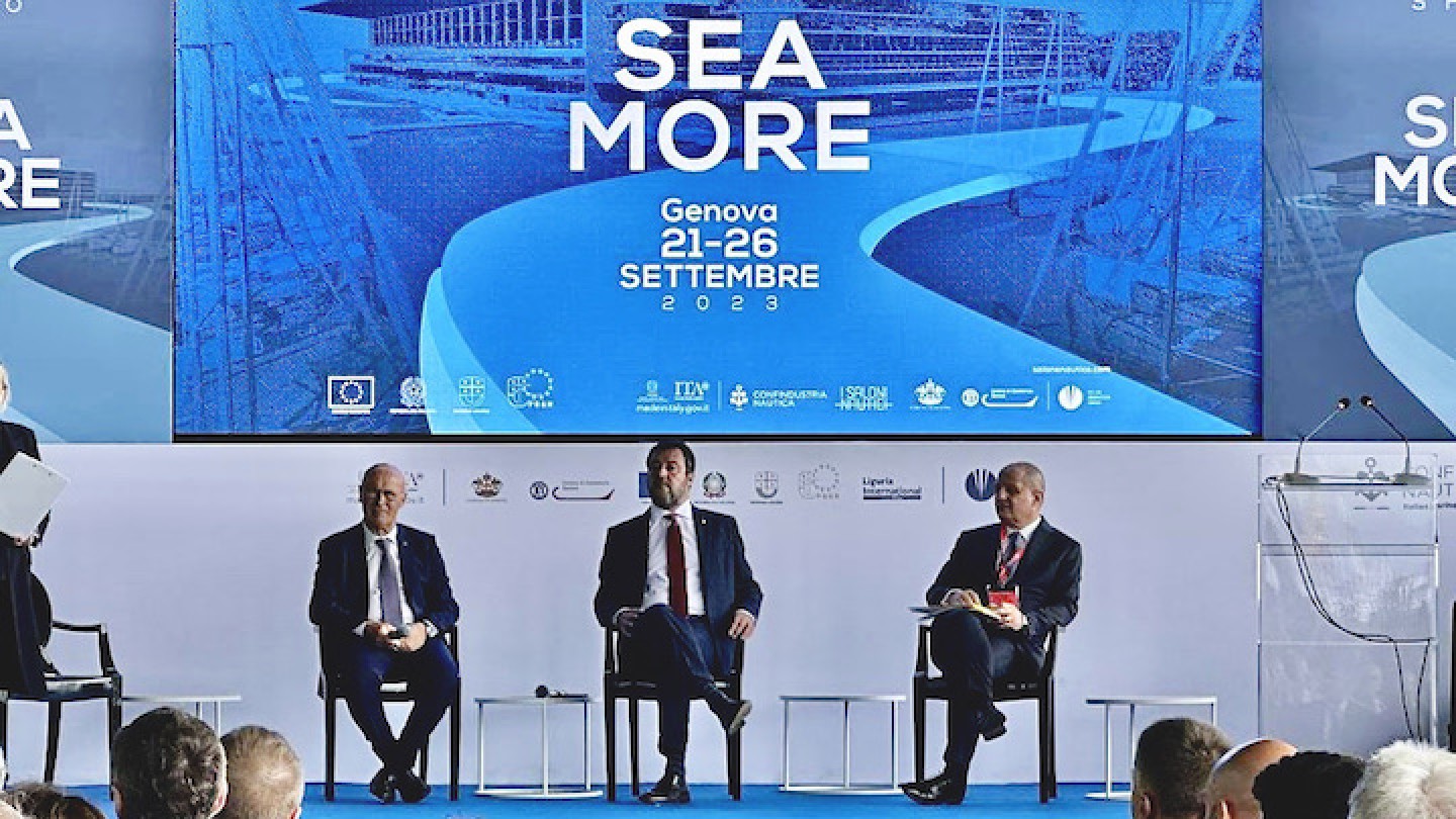 Genova, il ministro Salvini all'inaugurazione del Salone Nautico Internazionale