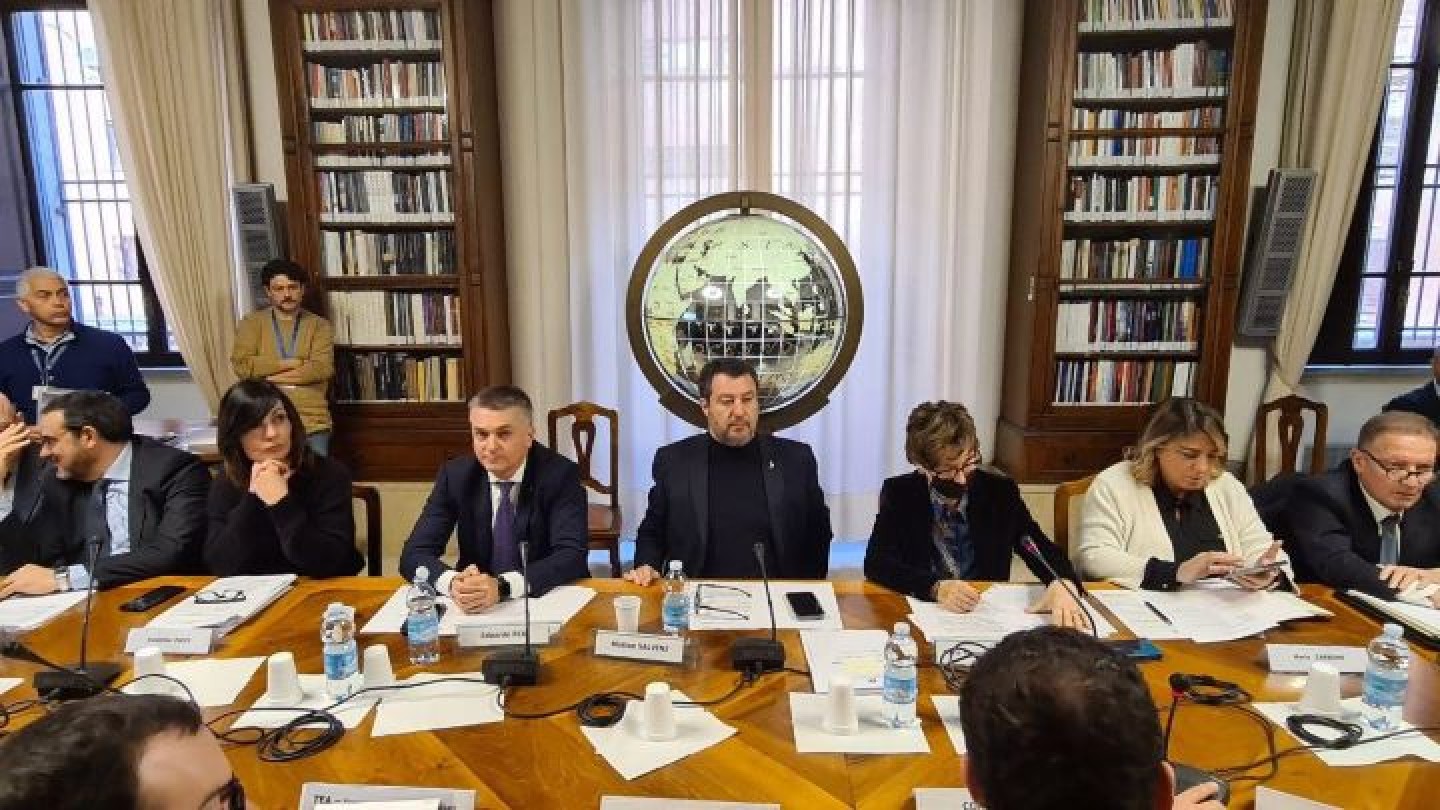 trasporti eccezionali 13feb24