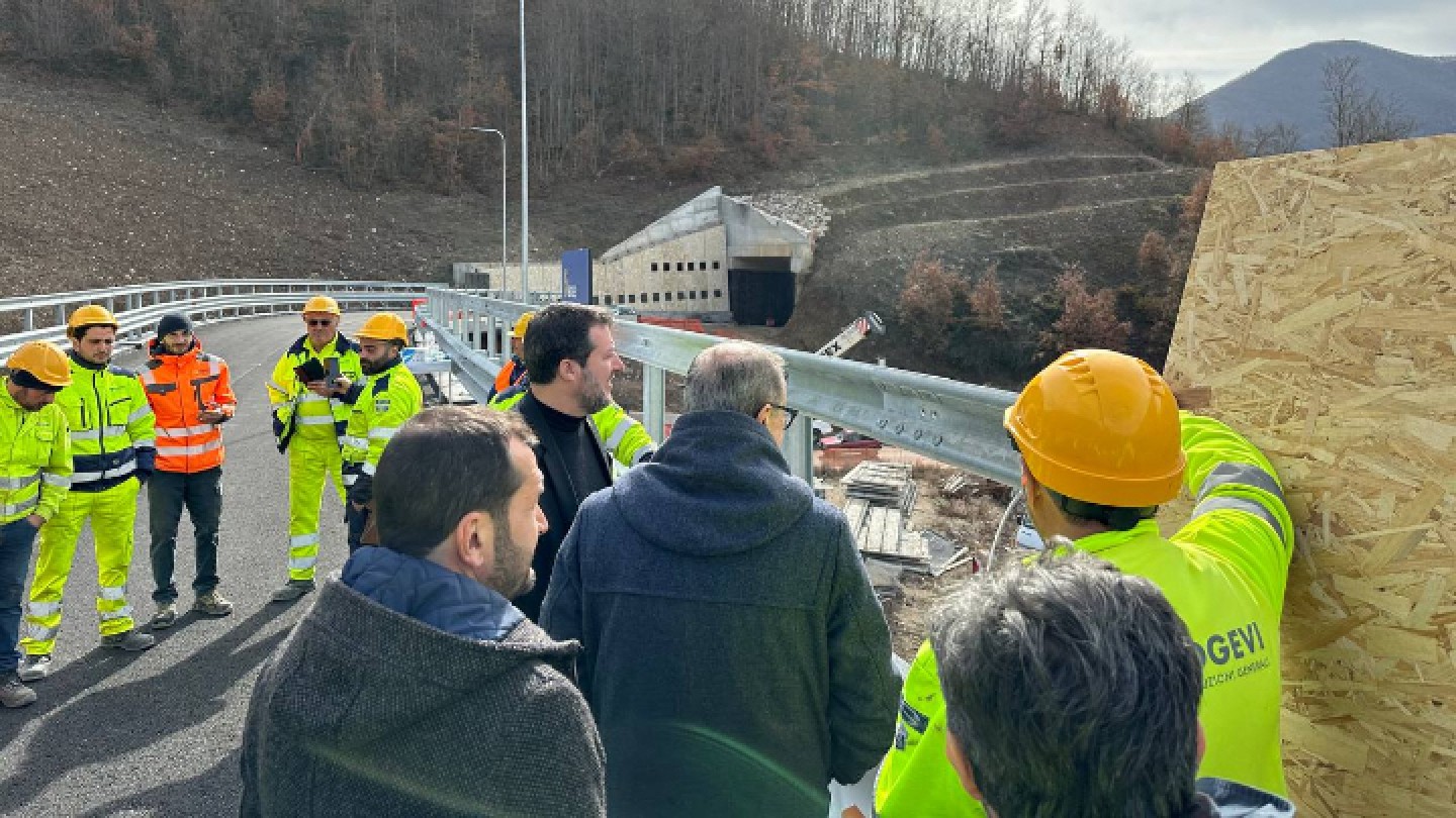 Salvini al sopralluogo SS95 Tito-Brianza