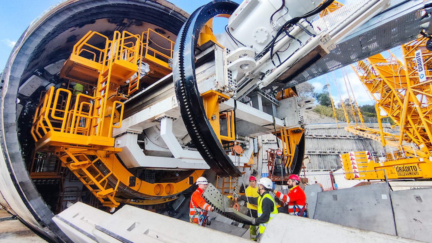 Tunnel Boring Machine