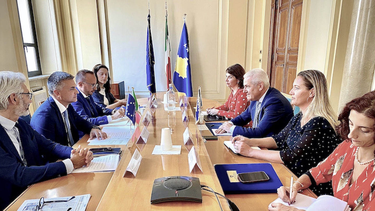 Incontro al Mit tra il viceministro Edoardo Rixi ed il ministro dell’Interno Xhelal Svecl