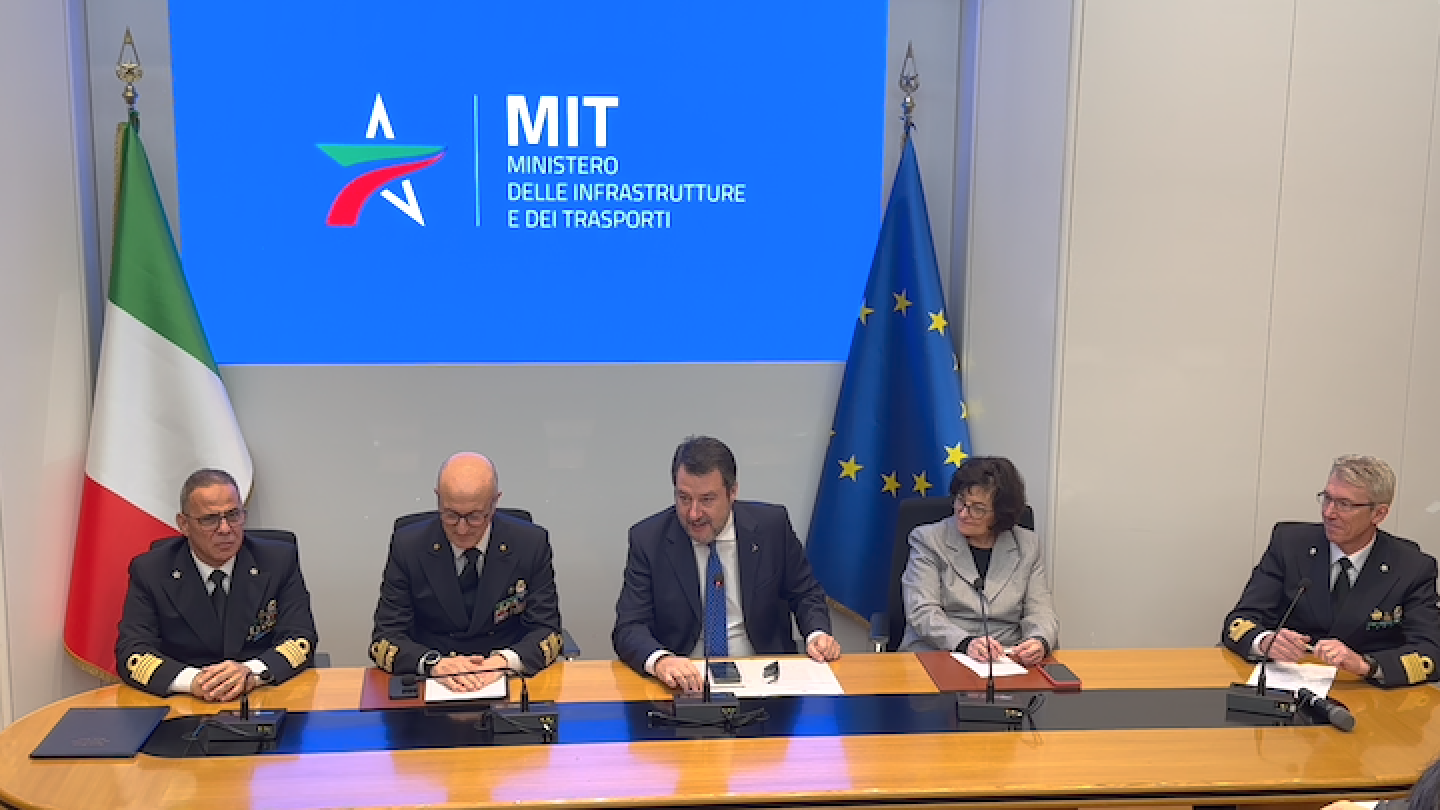 Firmato al MIT un'accordo sulla sicurezza marittima, alla presenza del ministro Matteo Salvini