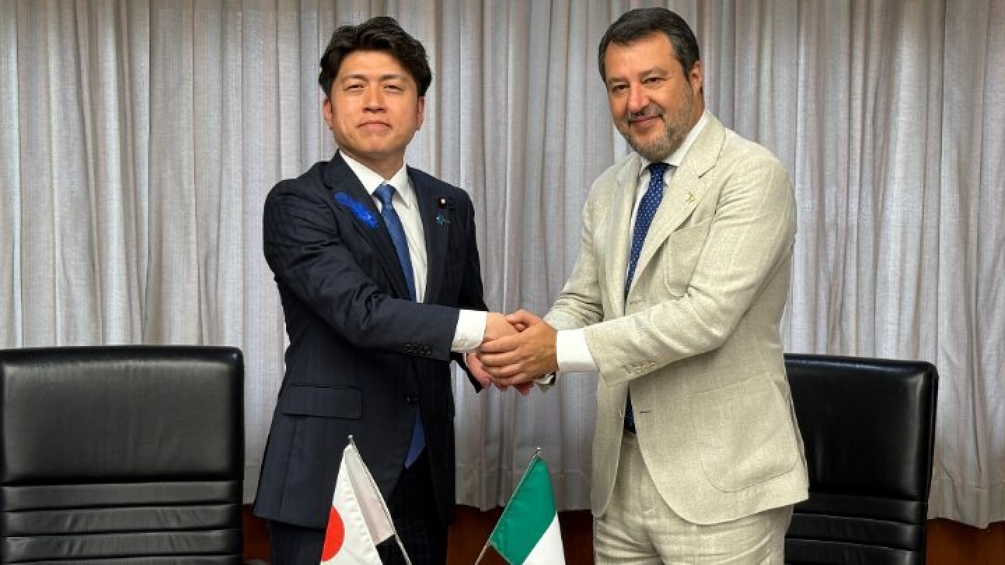 Incontro Salvini e ministro Nakano Expo Osaka 2025 accordo sui ponti