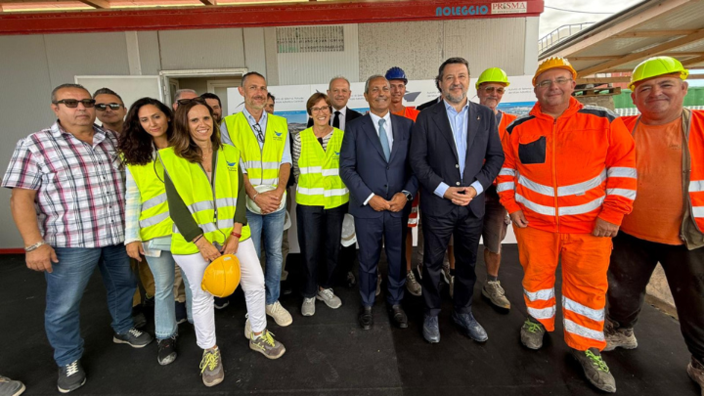 Ministro Salvini al sopralluogo tecnico nel Porto di Ancona